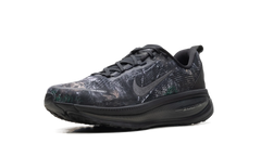 Vomero 18 "Realtree Camo Black" IF4456 001