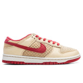 Dunk Low Retro SE 'Strawberry Waffle' - Pale Vanilla/University Red/Sail/Wheat