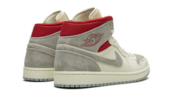 1 Mid PRM "Sneakersnstuff 20th anniversary" CT3443 100