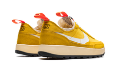 GENERAL PURPOSE SHOE WMNS"Tom Sachs - Dark Sulfur" DA6672 700