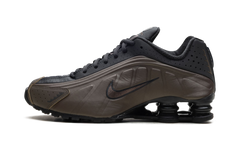 Shox R4 WMNS"Ironstone Off Noir" AR3565 007
