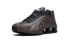 Shox R4 WMNS"Ironstone Off Noir" AR3565 007