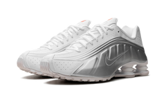 SHOX R4 MNS WMNS"Metallic silver" AR3565 101